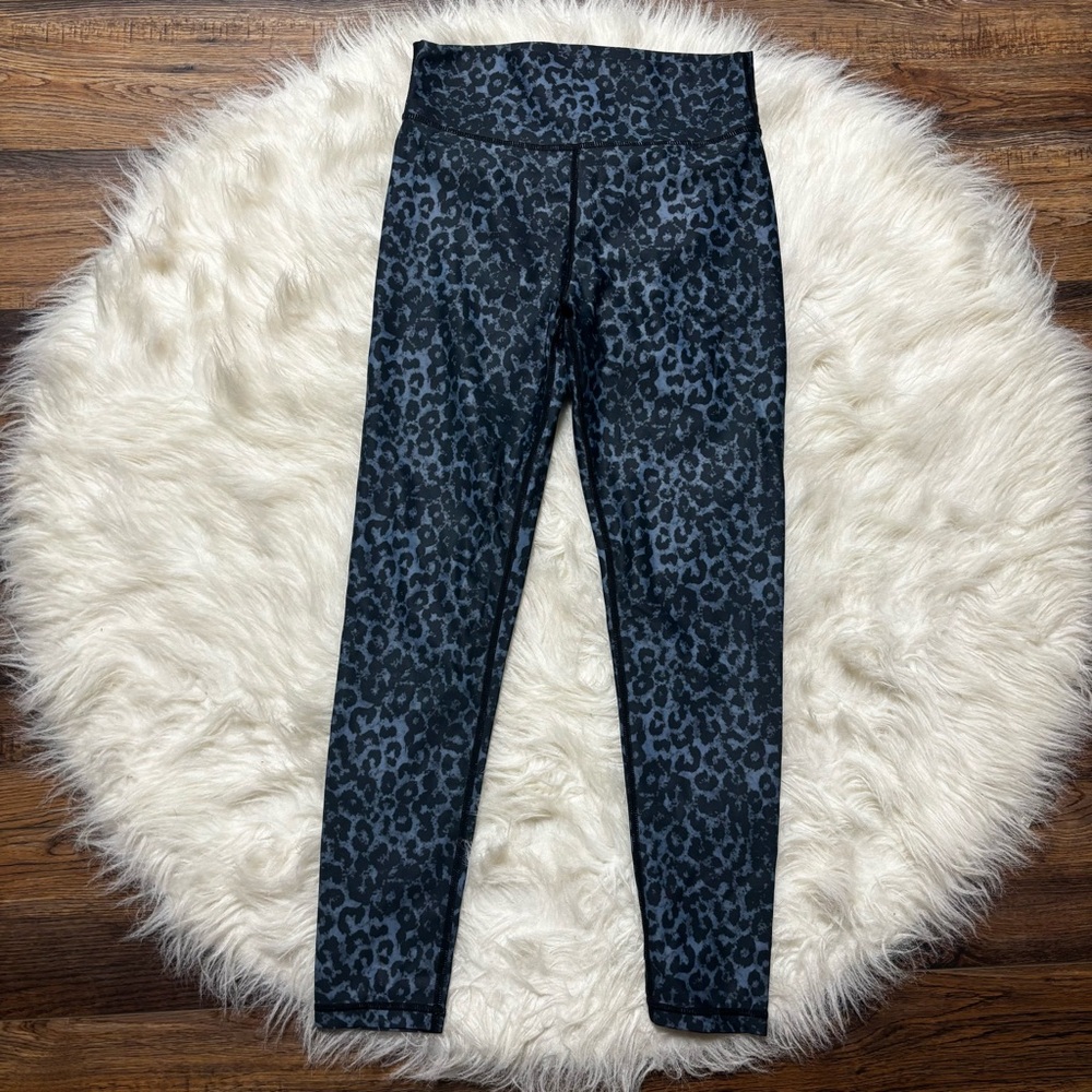 Zyia Leopard Scrunch Butt Ruched Butt Leggings size 6/8